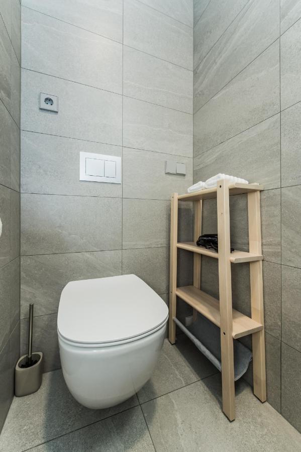 River City Apartments No 3 By Urban Rent คอนัส ภายนอก รูปภาพ